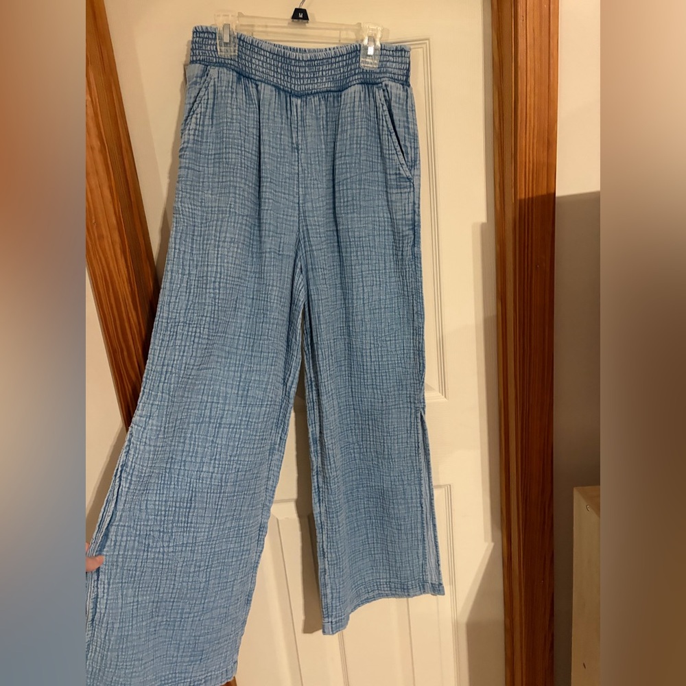 Blue Textured Wide-Leg Pants